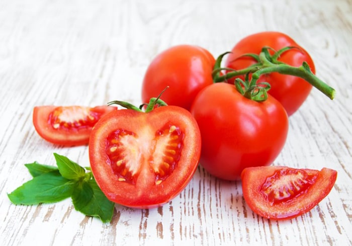 Mẹ bầu nên ăn cà chua một cách hợp lý, không lạm dụng ăn nhiều